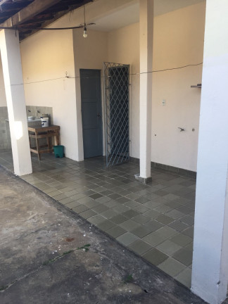 Imagem Casa com 3 Quartos para Alugar, 1 m² em COHAB Anil I - São Luís