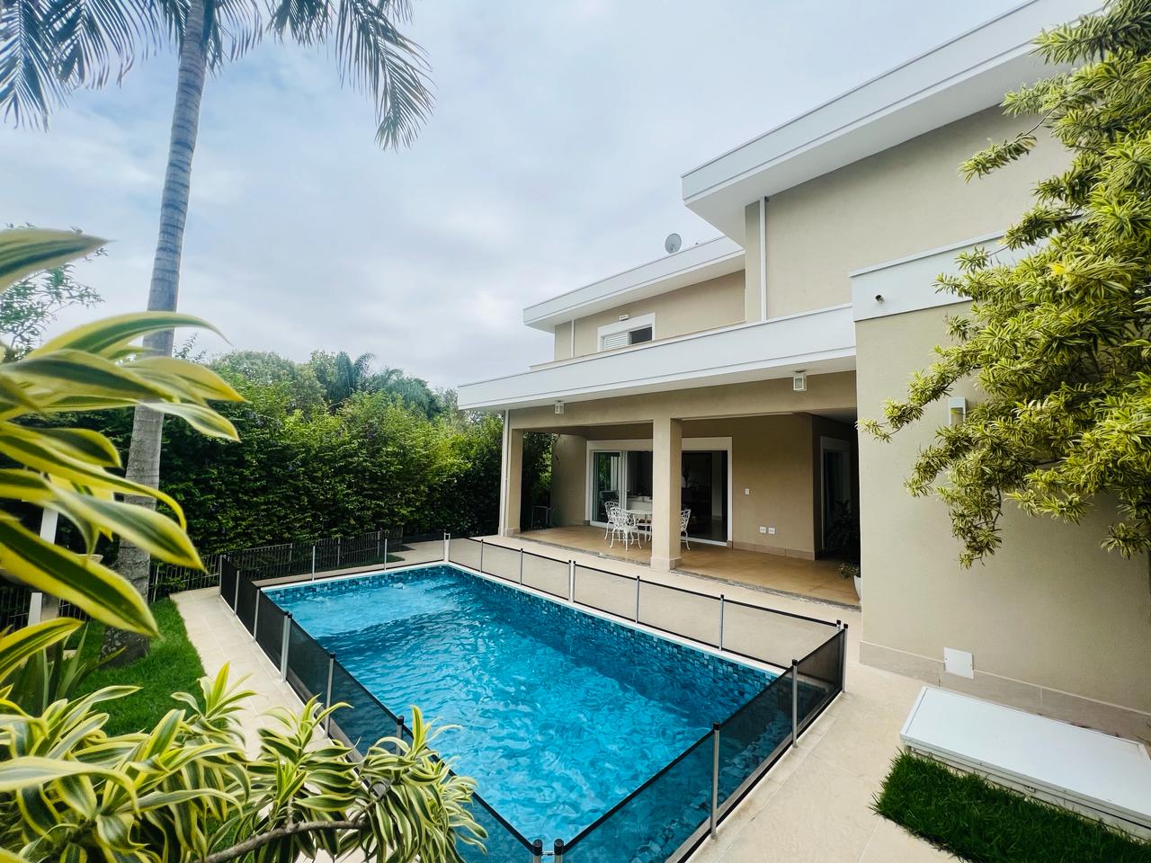 Imagem Casa de Condomínio com 4 Quartos à Venda, 278 m²em Swiss Park - Campinas