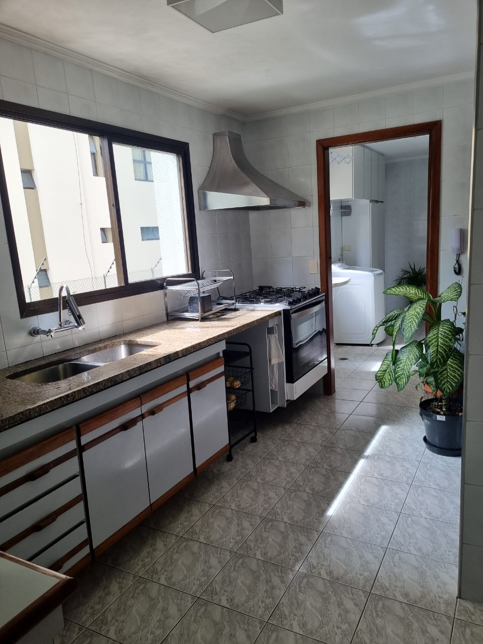 Imagem Apartamento com 4 Quartos à Venda, 181 m²em Campo Belo - São Paulo