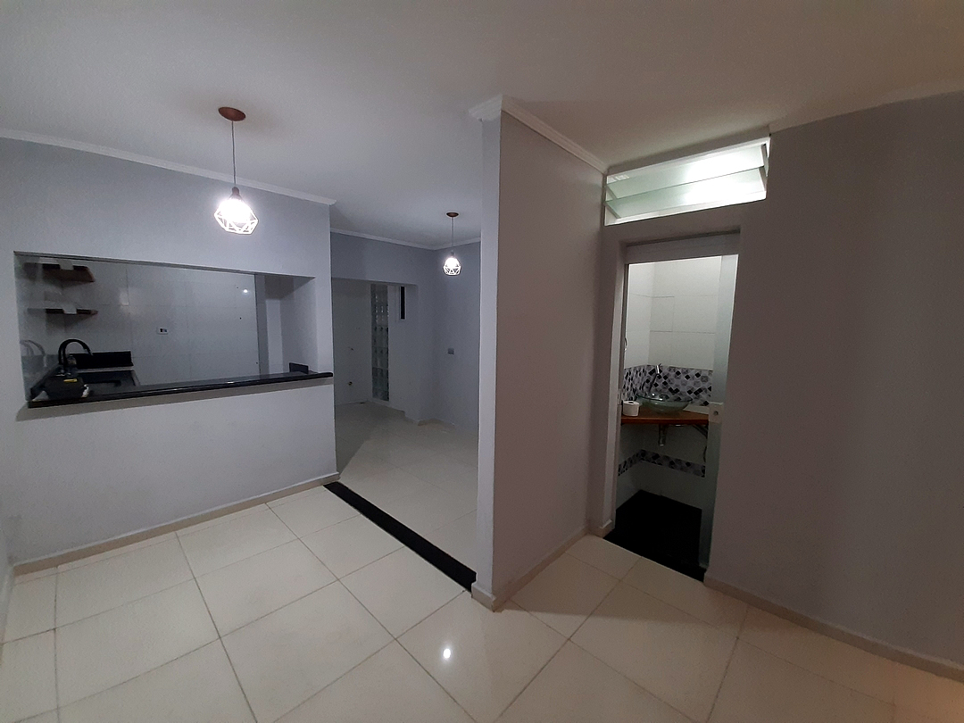 Imagem Sobrado com 2 Quartos para Alugar, 110 m² em Esmeralda - Praia Grande