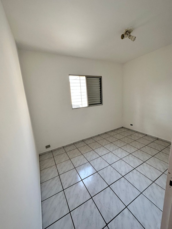 Imagem Casa com 1 Quarto para Alugar, 40 m²em Vila Bonilha - São Paulo