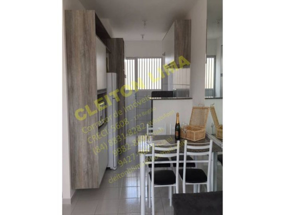 Imagem Casa de Condomínio com 2 Quartos à Venda, 47 m² em Nova Esperança - Parnamirim