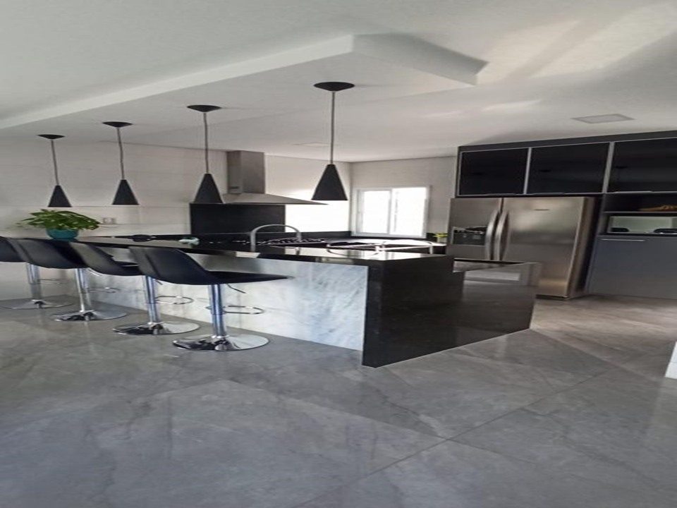 Casa de Condomínio com 4 Quartos à Venda, 248 m²em Parque Residencial Eloy Chaves - Jundiaí