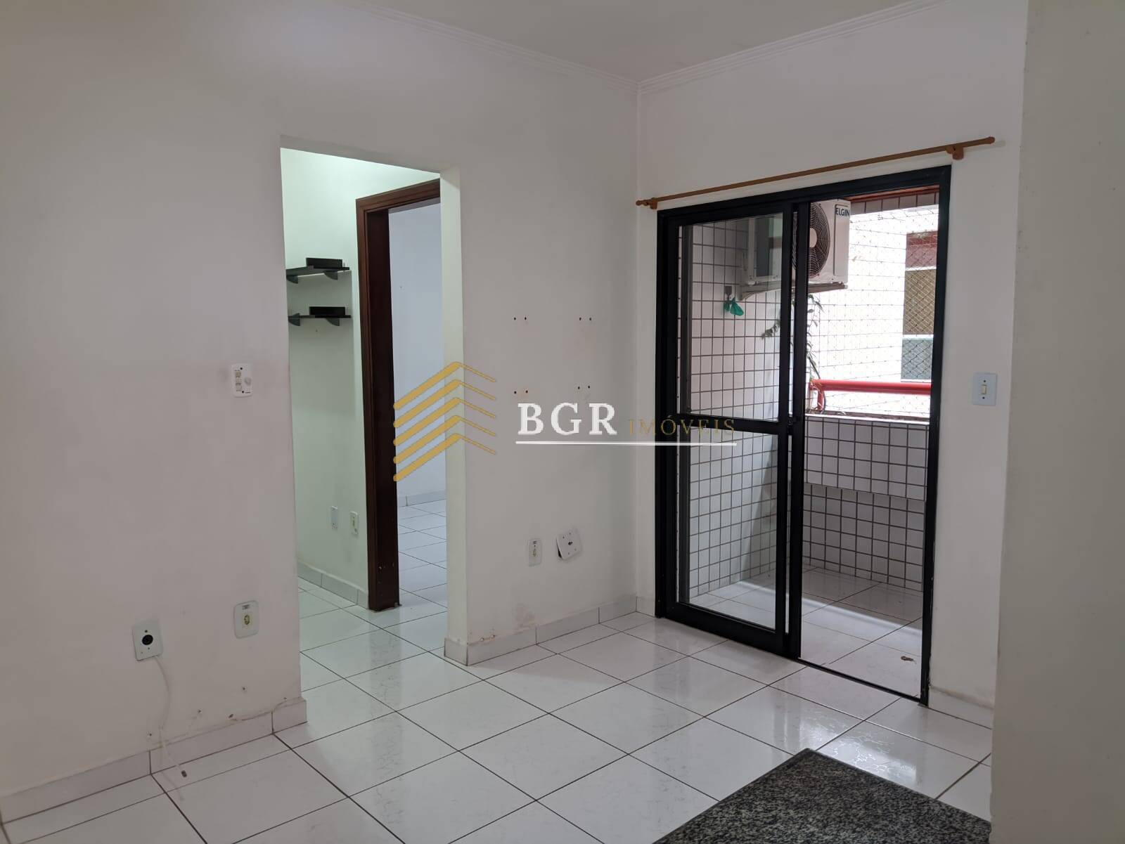 Imagem Apartamento com 2 Quartos para Alugar, 70 m²em Guilhermina - Praia Grande Imagem Apartamento com 2 Quartos para Alugar, 70 m²em Guilhermina - Praia Grande