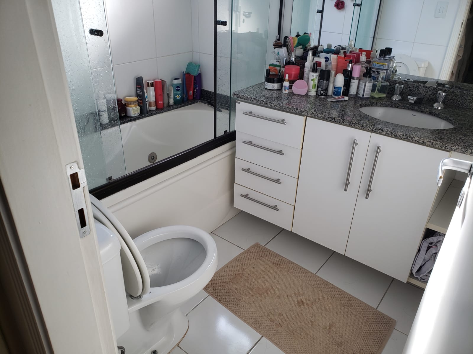 Imagem Apartamento com 3 Quartos à Venda, 103 m²em Moema - São Paulo Imagem Apartamento com 3 Quartos à Venda, 103 m²em Moema - São Paulo
