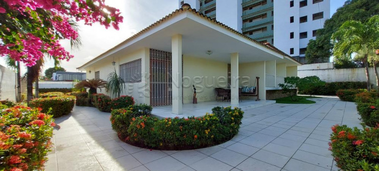 Imagem Casa com 4 Quartos à Venda, 317 m² em Imbiribeira - Recife