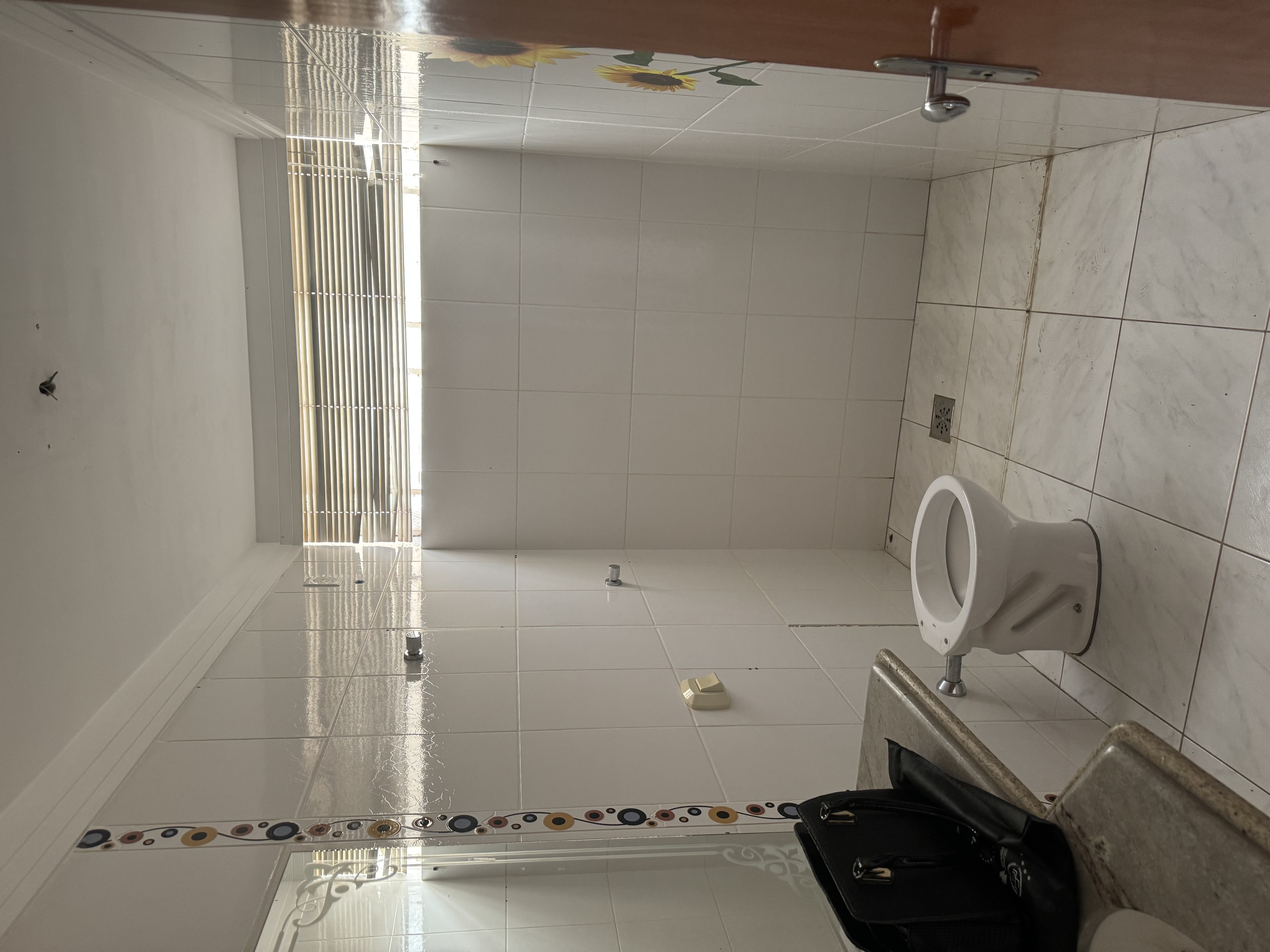 Imagem Casa com 3 Quartos para Alugar, 230 m² em Setor Bueno - Goiânia