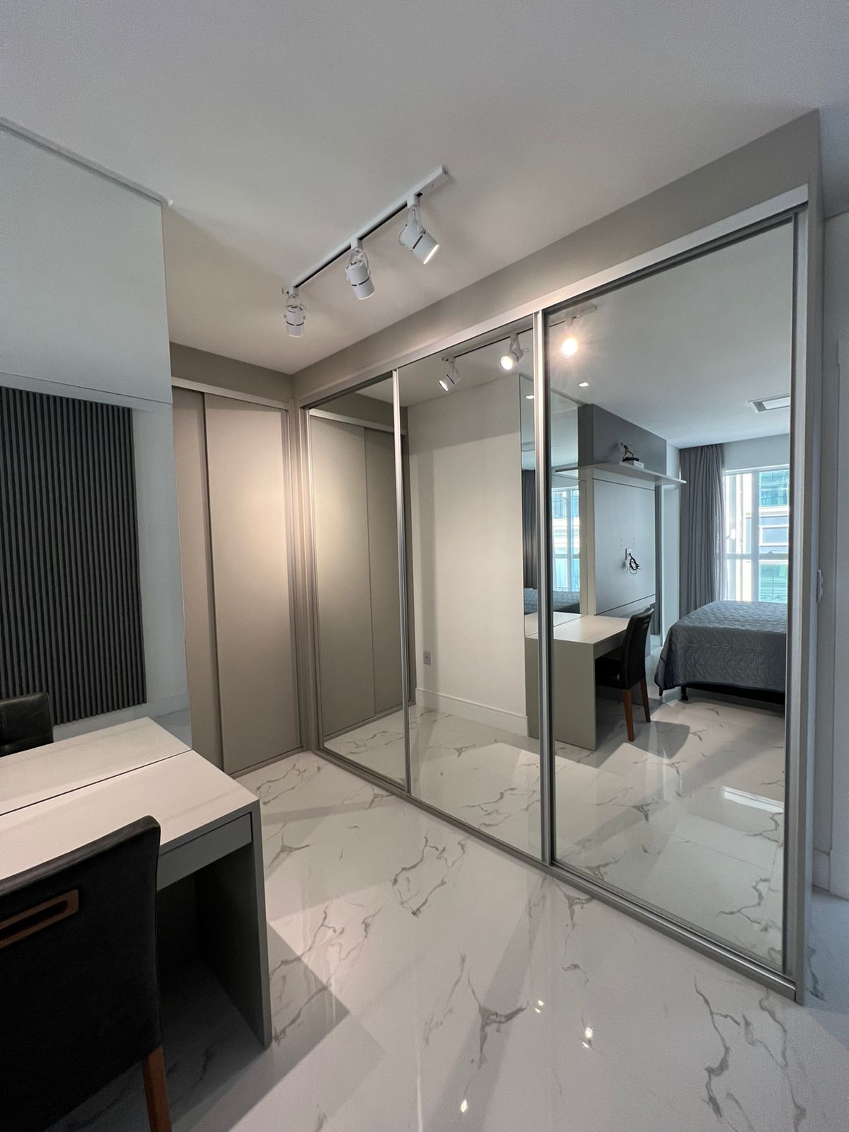 Imagem Apartamento com 4 Quartos à Venda, 202 m² em Meia Praia - Itapema