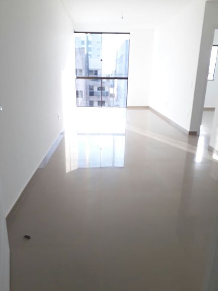 Imagem Apartamento com 2 Quartos à Venda, 70 m² em Lídia Duarte - Camboriú
