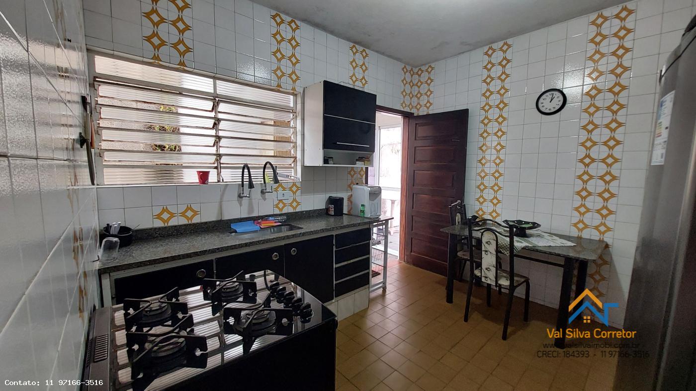 Sobrado com 5 Quartos à Venda, 113 m² em Vila Santa Rita - São Roque