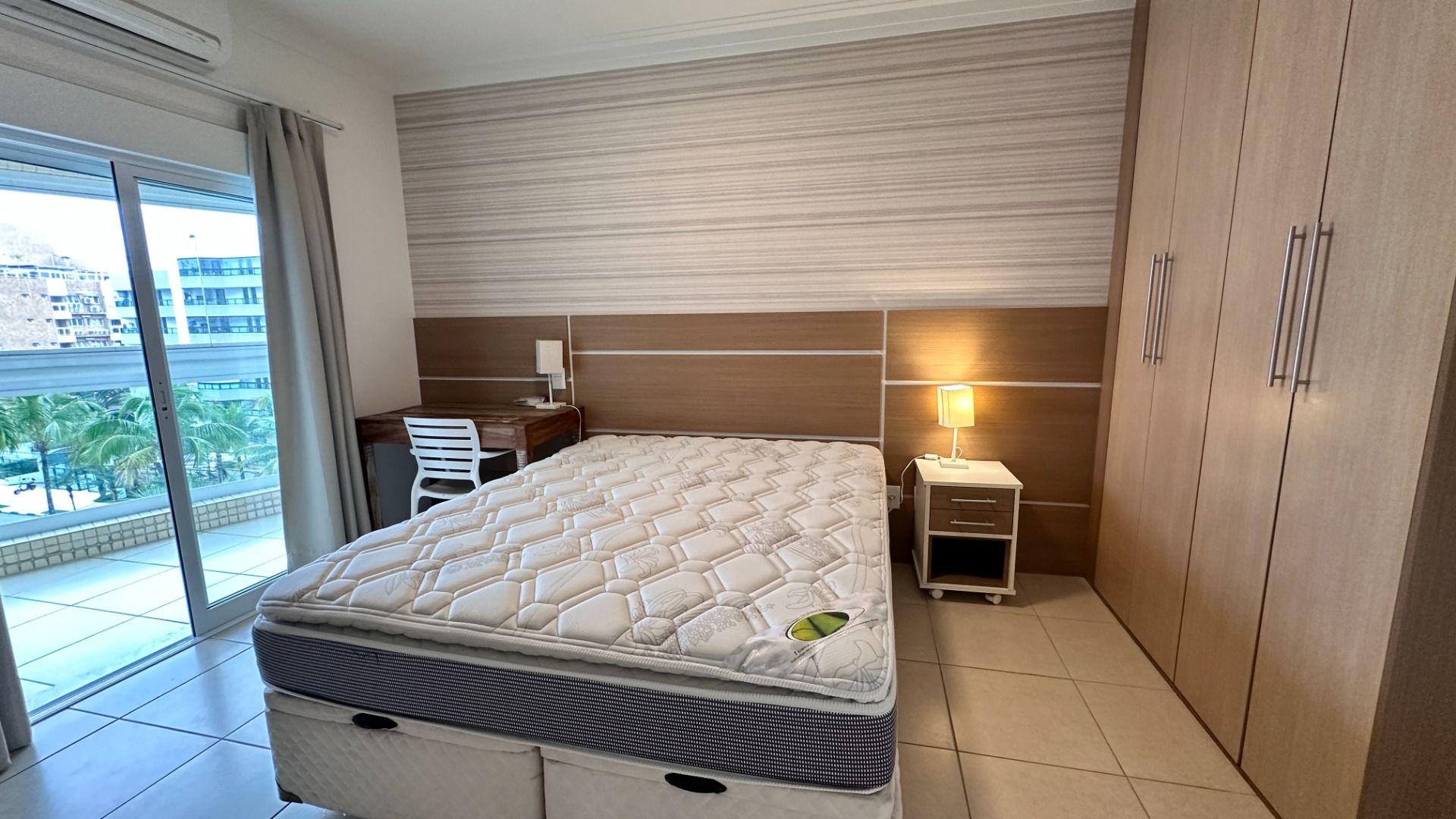 Imagem Apartamento com 4 Quartos à Venda, 186 m²em Riviera - Bertioga