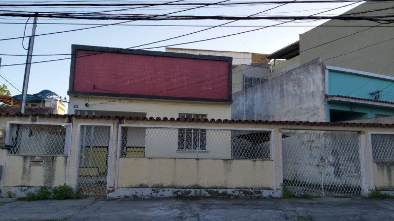 Imagem Casa com 3 Quartos para Alugar, 100 m² em Campo Grande - Rio de Janeiro Imagem Casa com 3 Quartos para Alugar, 100 m² em Campo Grande - Rio de Janeiro