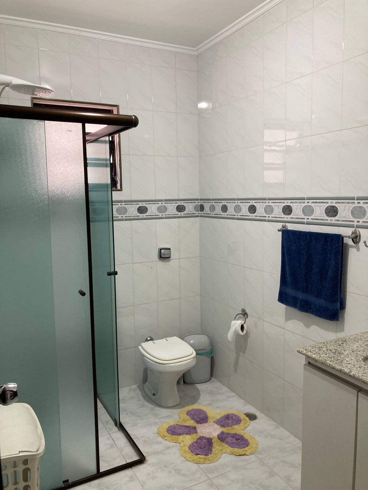 Imagem Sobrado com 4 Quartos à Venda, 228 m²em Piraporinha - Diadema