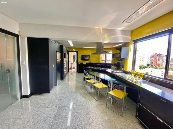 Imagem Apartamento com 4 Quartos à Venda, 600 m² em Nazaré - Belém Imagem Apartamento com 4 Quartos à Venda, 600 m² em Nazaré - Belém