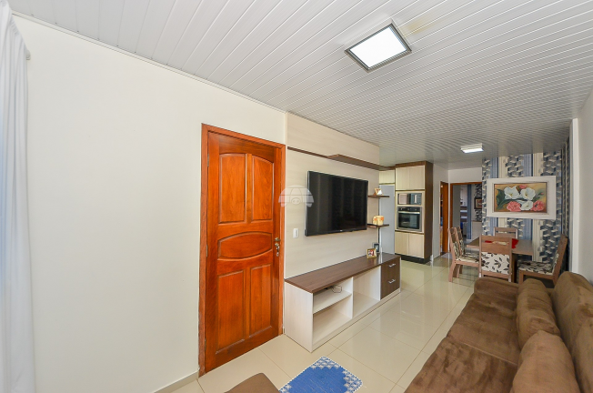 Imagem Casa com 2 Quartos à Venda, 68 m² em Ganchinho - Curitiba Imagem Casa com 2 Quartos à Venda, 68 m² em Ganchinho - Curitiba