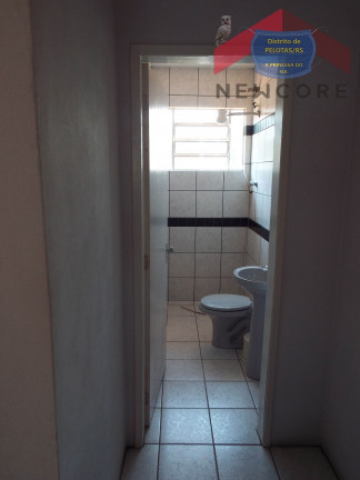 Imagem Casa com 4 Quartos à Venda, 315 m² em Centro - Pelotas