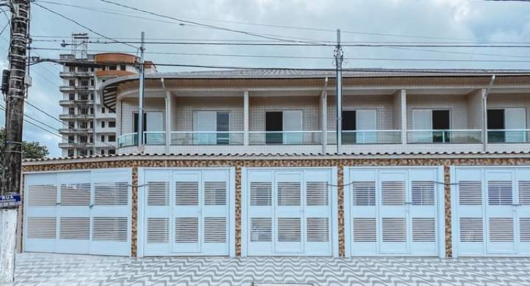 Imagem Sobrado com 2 Quartos à Venda, 78 m² em Maracanã - Praia Grande Imagem Sobrado com 2 Quartos à Venda, 78 m² em Maracanã - Praia Grande