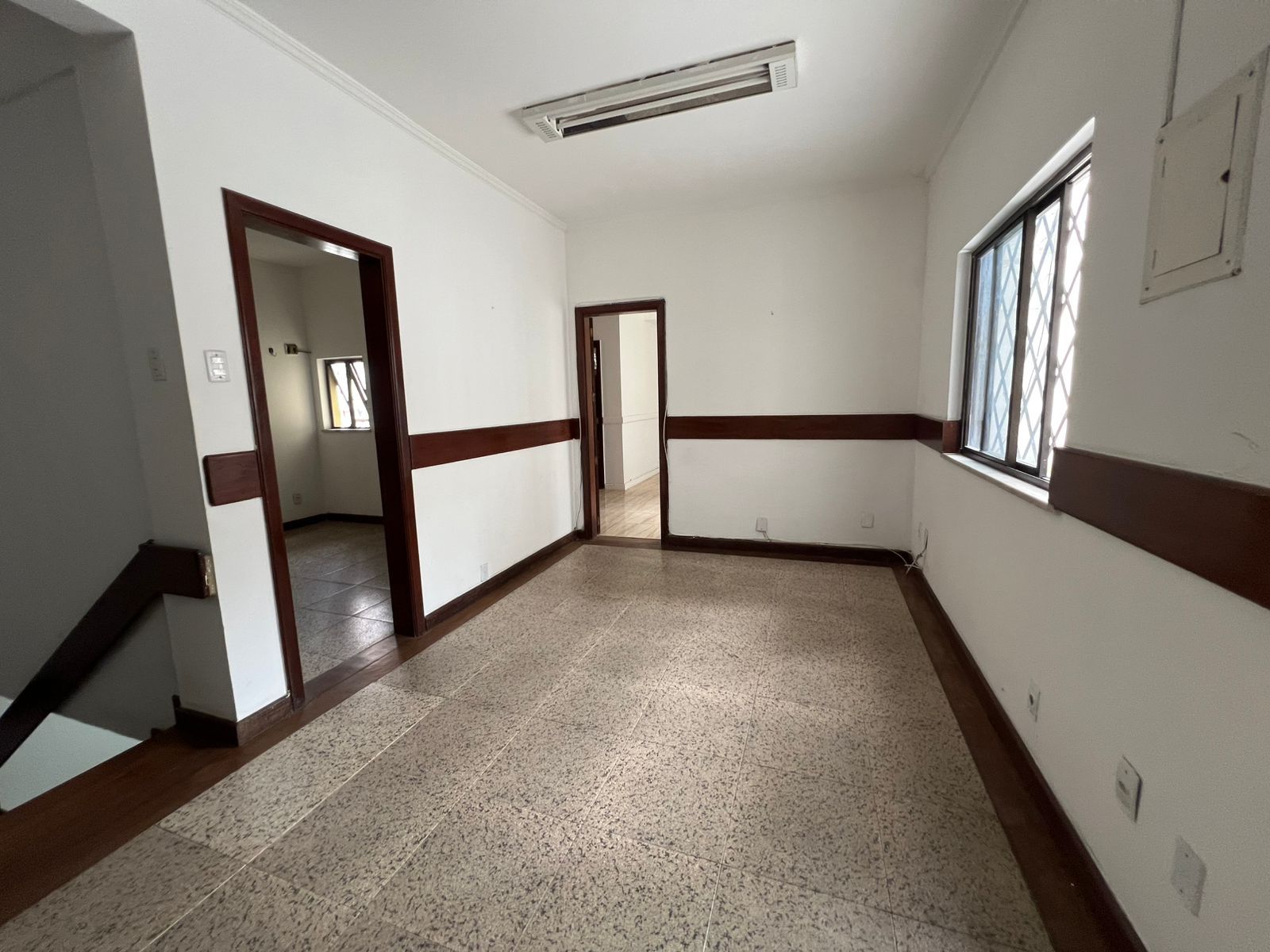 Imagem Casa com 4 Quartos para Alugar, 1 m² em Umarizal - Belém Imagem Casa com 4 Quartos para Alugar, 1 m² em Umarizal - Belém