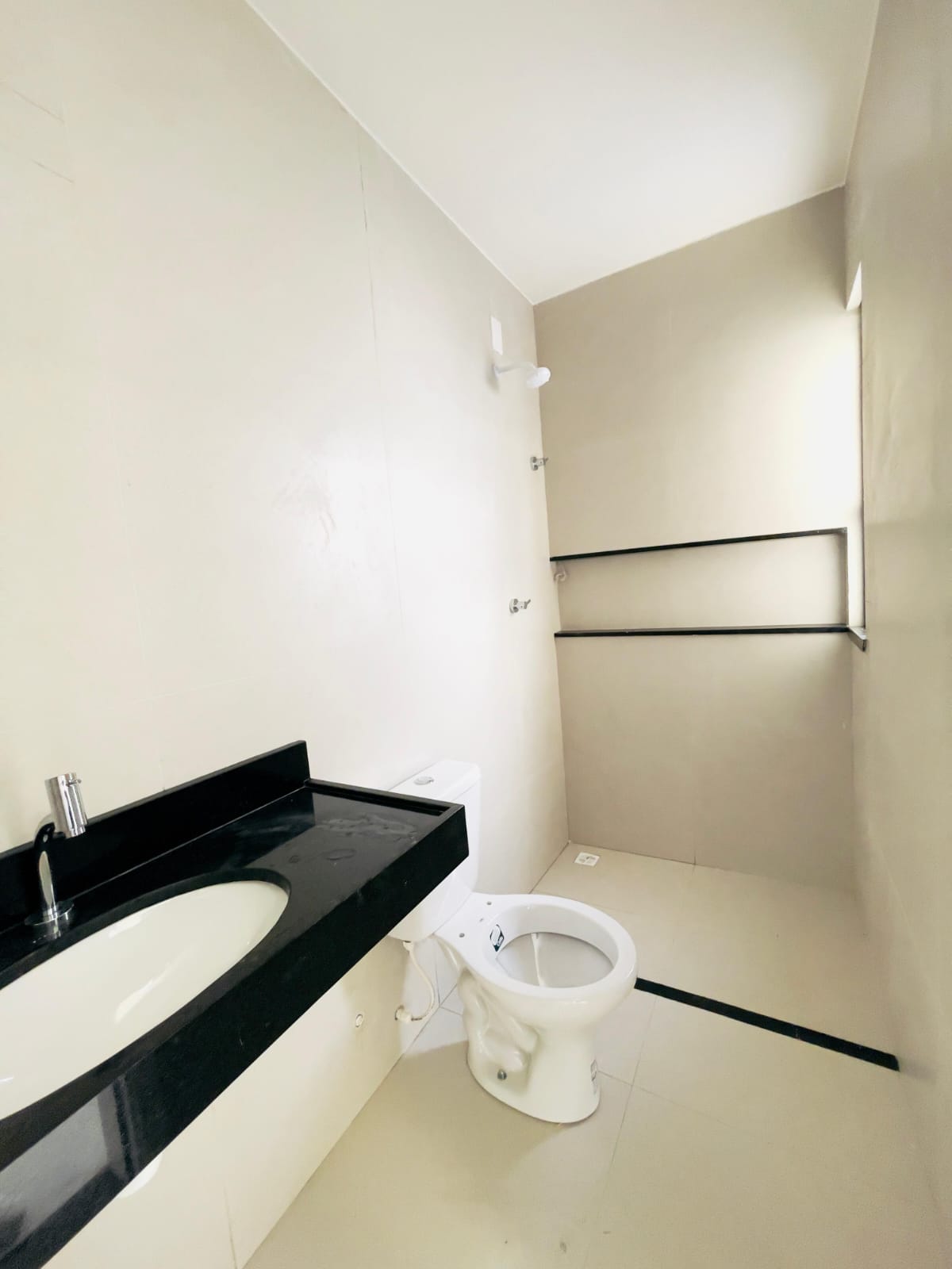 Imagem Casa com 3 Quartos à Venda, 135 m² em Coité - Eusébio Imagem Casa com 3 Quartos à Venda, 135 m² em Coité - Eusébio