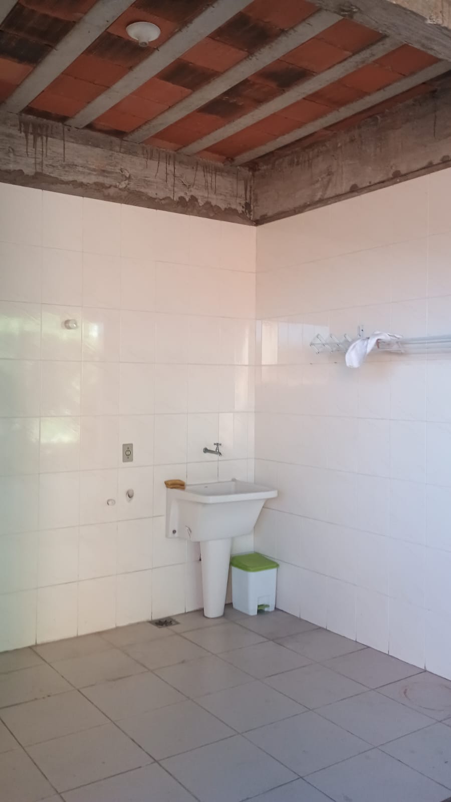 Imagem Casa com 3 Quartos à Venda, 150 m² em Santa Catarina - São Gonçalo Imagem Casa com 3 Quartos à Venda, 150 m² em Santa Catarina - São Gonçalo