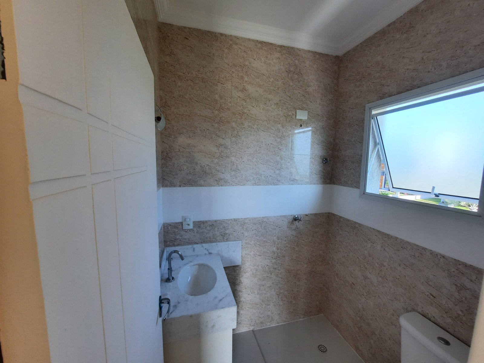 Imagem Sobrado com 4 Quartos à Venda, 250 m²em Bougainville IV - Peruibe Imagem Sobrado com 4 Quartos à Venda, 250 m²em Bougainville IV - Peruibe