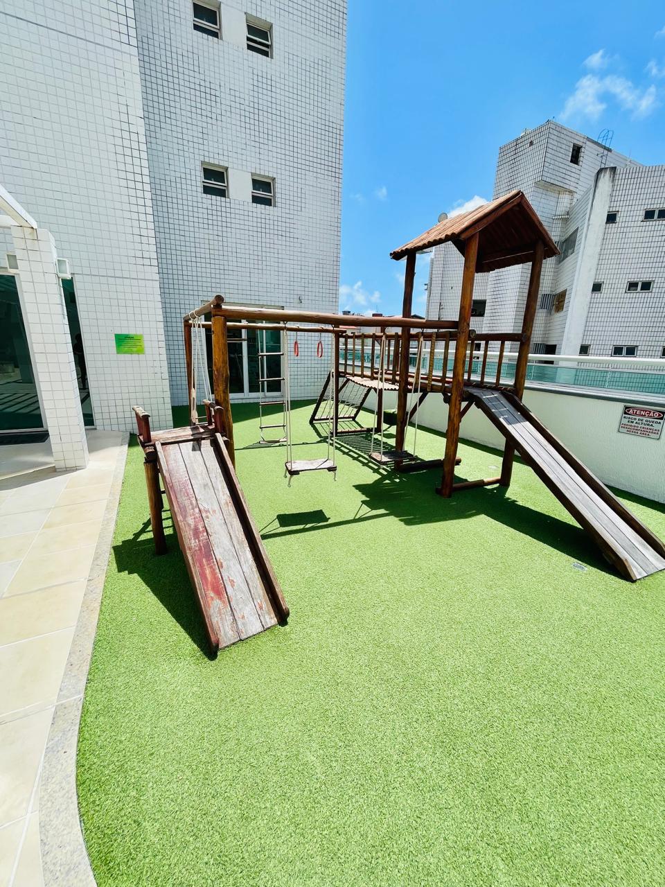 Imagem Apartamento com 3 Quartos à Venda, 141 m²em Capim Macio - Natal