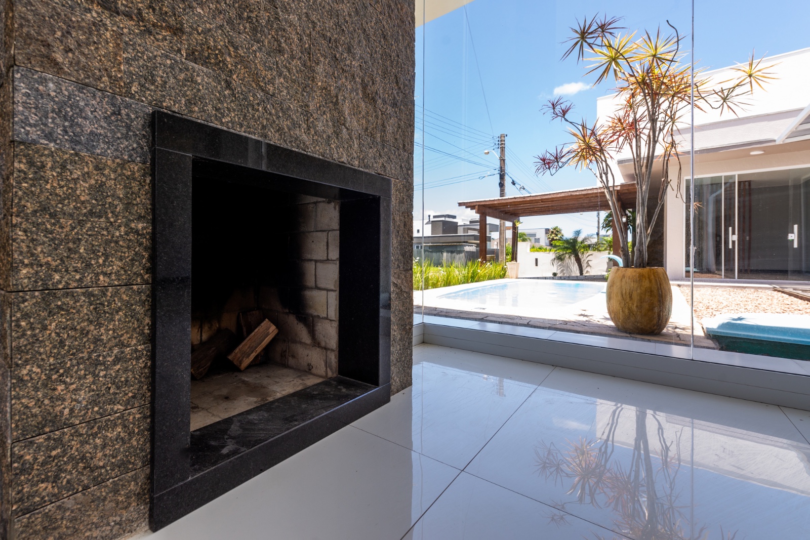Imagem Casa de Condomínio com 4 Quartos à Venda, 214 m²em centro - Tramandaí Imagem Casa de Condomínio com 4 Quartos à Venda, 214 m²em centro - Tramandaí