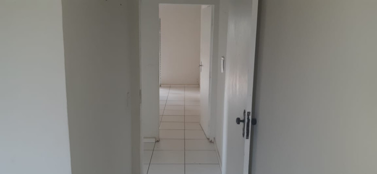 Imagem Sobrado com 2 Quartos para Alugar, 90 m²em Taboão - São Roque Imagem Sobrado com 2 Quartos para Alugar, 90 m²em Taboão - São Roque