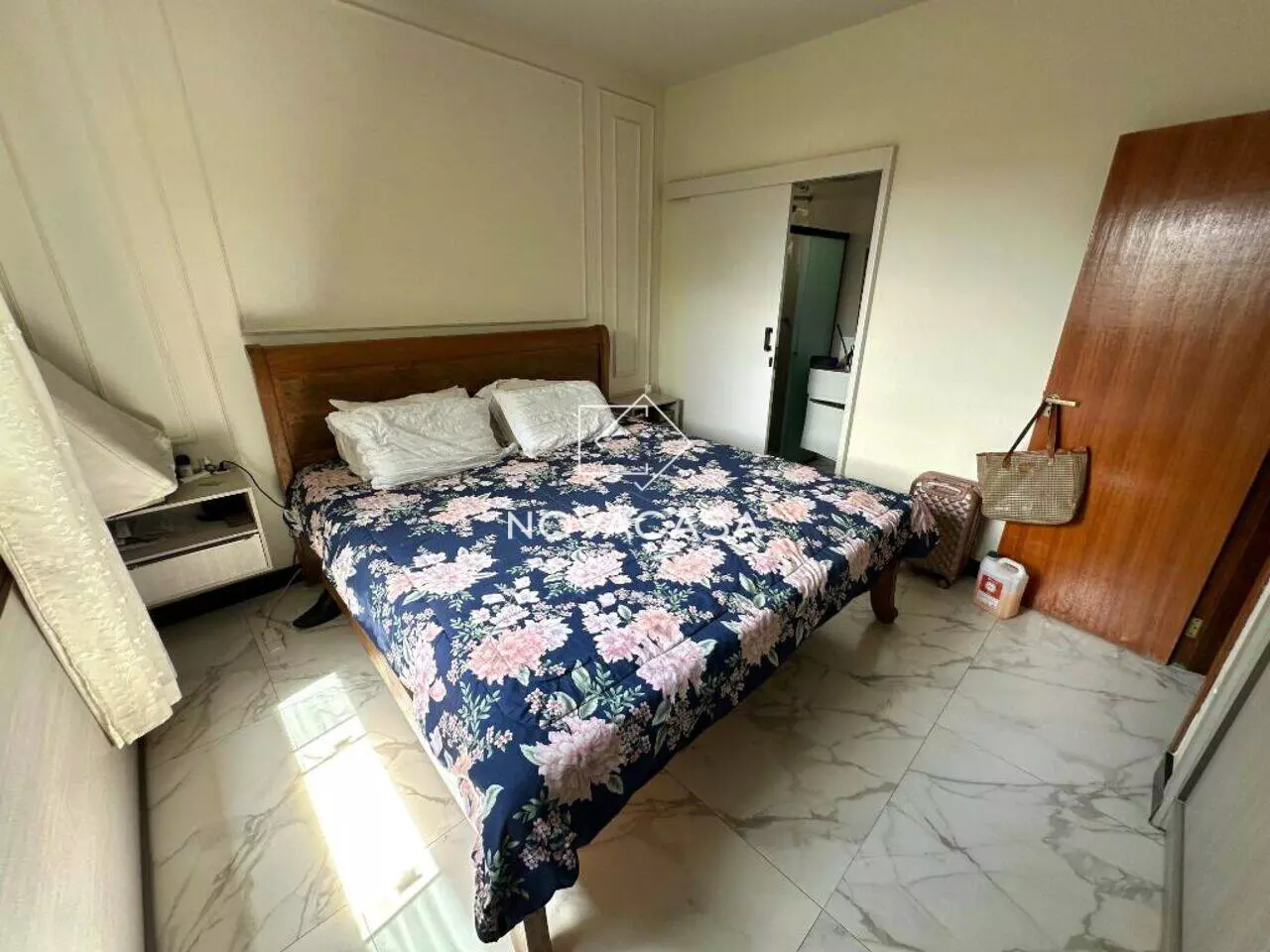 Imagem Casa com 5 Quartos à Venda, 250 m² em Rio Branco - Belo Horizonte Imagem Casa com 5 Quartos à Venda, 250 m² em Rio Branco - Belo Horizonte