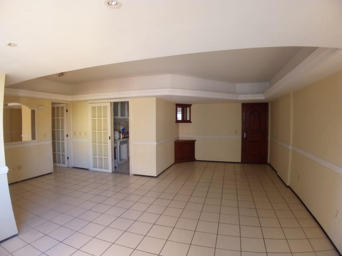 Apartamento com 3 Quartos à Venda, 125 m²em Cocó - Fortaleza