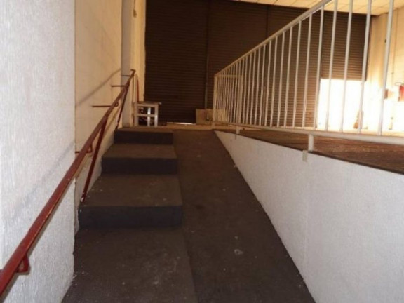 Imagem Galpão à Venda, 700 m² em Taboão - Diadema