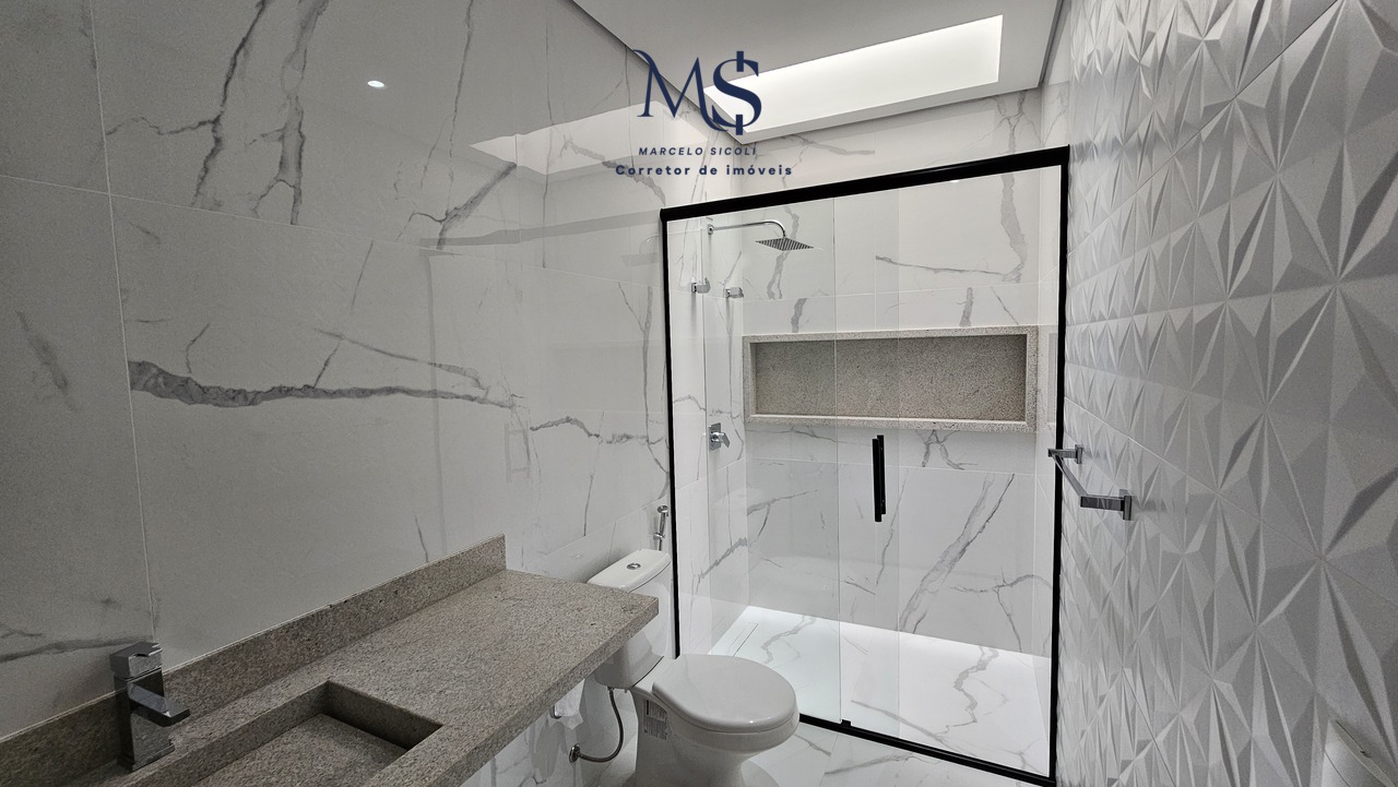 Imagem Casa com 5 Quartos à Venda, 270 m²em Guará II - Brasília