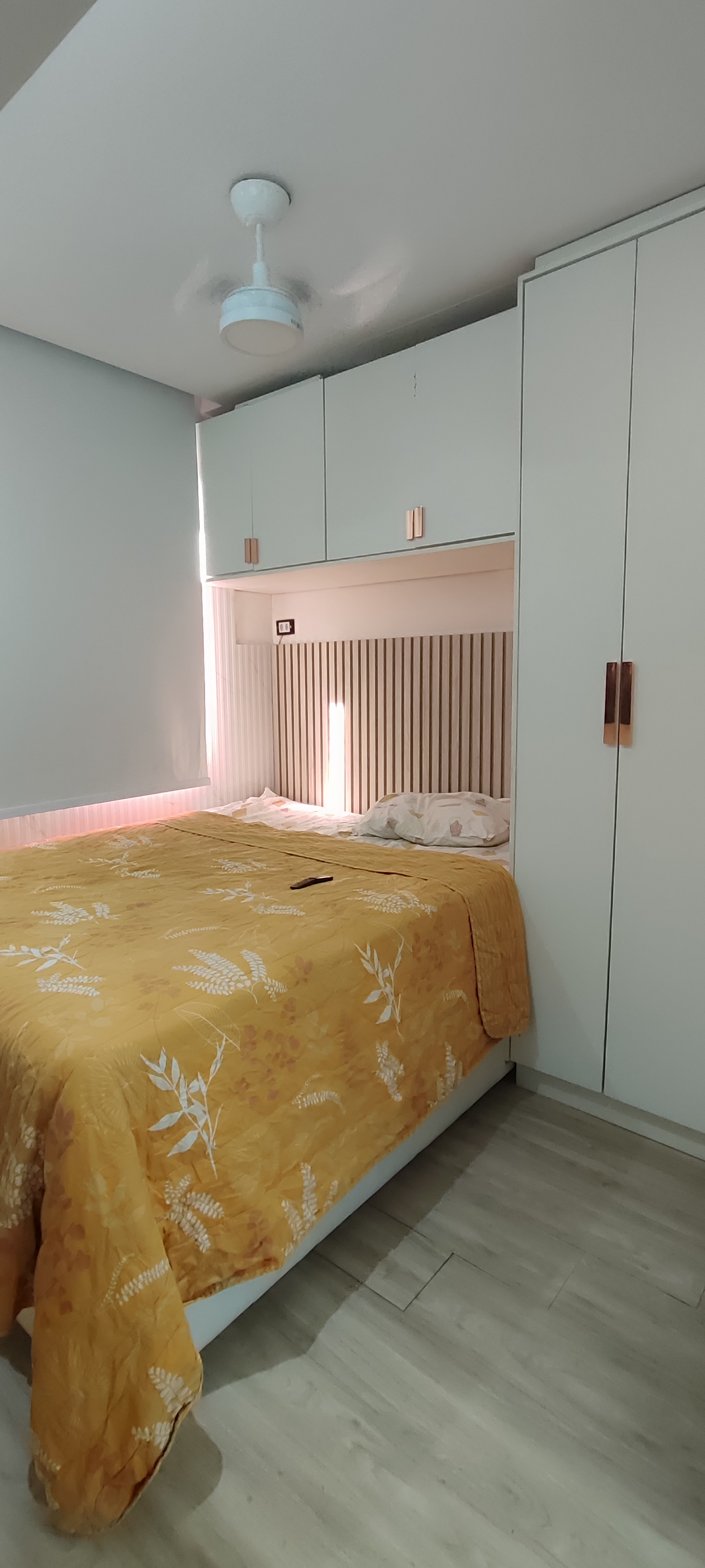 Imagem Apartamento com 2 Quartos à Venda, 49 m²em Colina de Laranjeiras - Serra