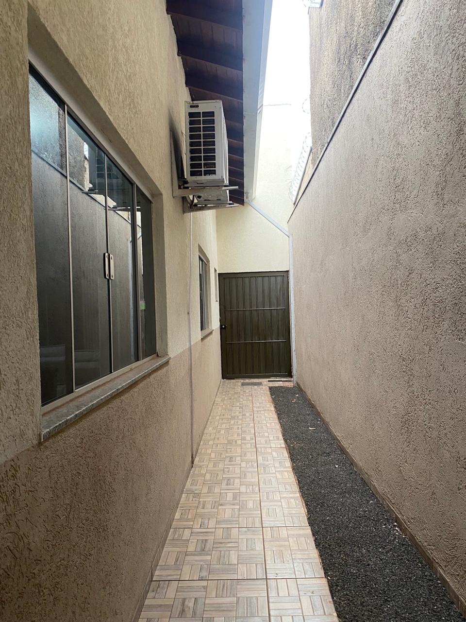 Imagem Casa com 2 Quartos à Venda ou Temporada, 159 m²em Vila Bandeirante - Campo Grande Imagem Casa com 2 Quartos à Venda ou Temporada, 159 m²em Vila Bandeirante - Campo Grande