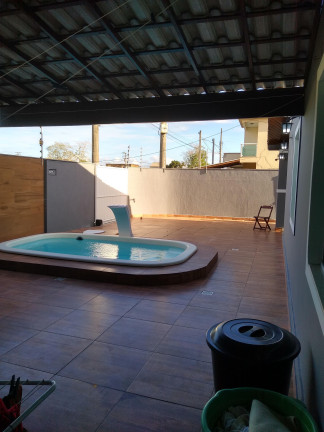Imagem Casa com 3 Quartos à Venda, 110 m² em Parque Tropical - Campos dos Goytacazes Imagem Casa com 3 Quartos à Venda, 110 m² em Parque Tropical - Campos dos Goytacazes
