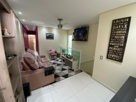 Imagem Casa de Condomínio com 3 Quartos à Venda, 157 m² em Jardim Rubi - Mogi das Cruzes