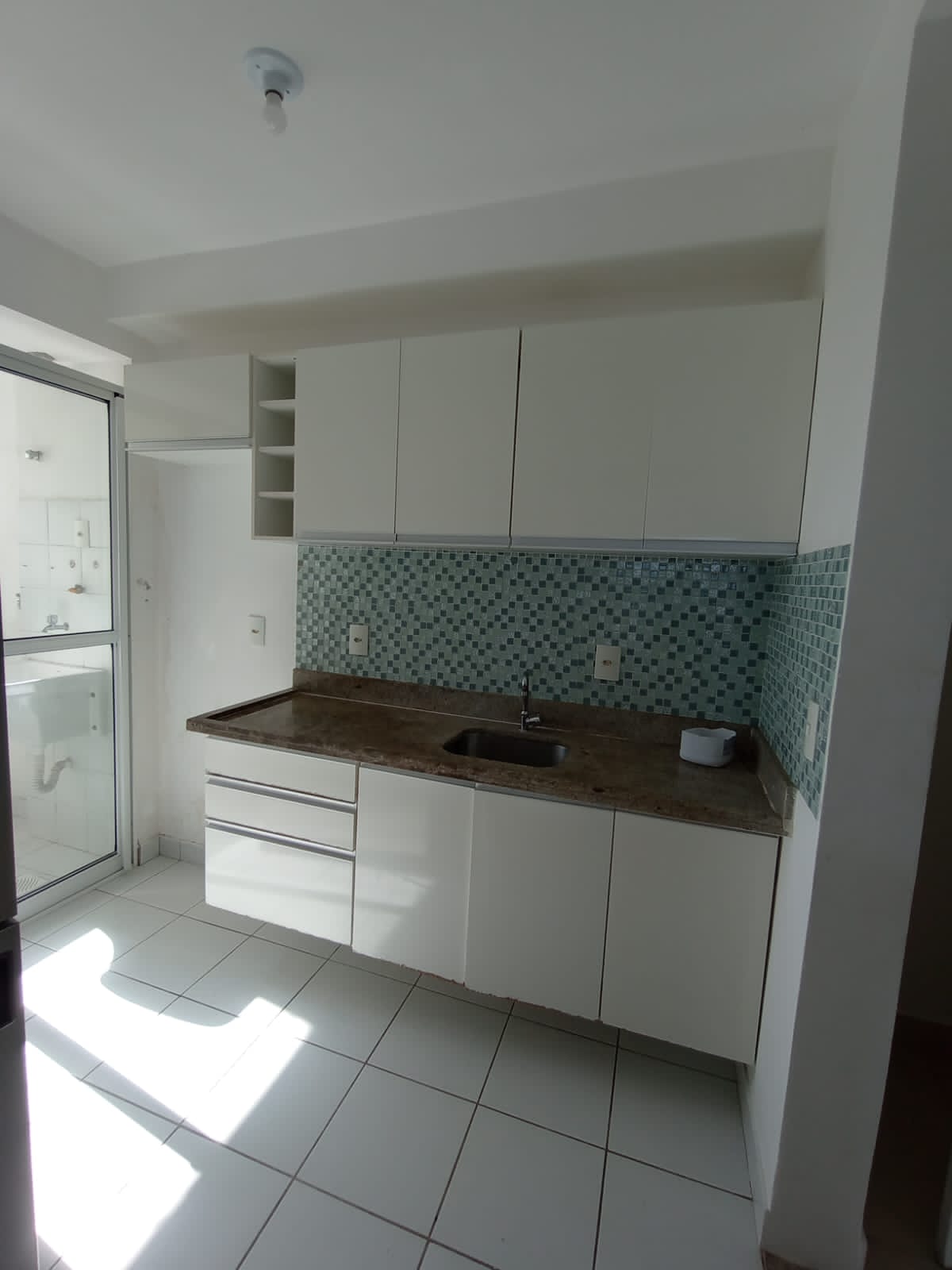 Imagem Apartamento com 3 Quartos para Alugar, 81 m²em Piatã - Salvador Imagem Apartamento com 3 Quartos para Alugar, 81 m²em Piatã - Salvador