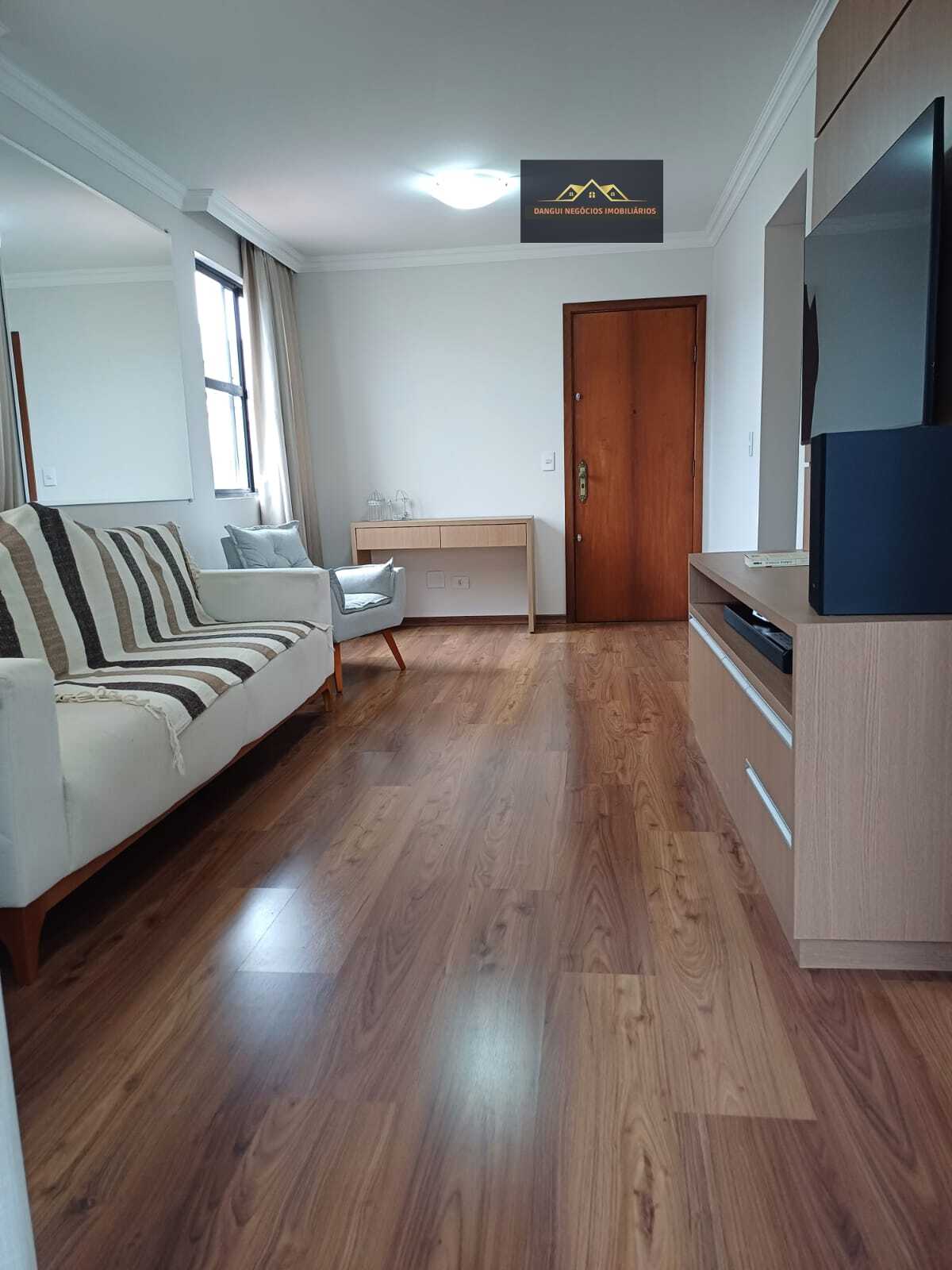 Imagem Apartamento com 4 Quartos à Venda, 147 m²em Portão - Curitiba Imagem Apartamento com 4 Quartos à Venda, 147 m²em Portão - Curitiba