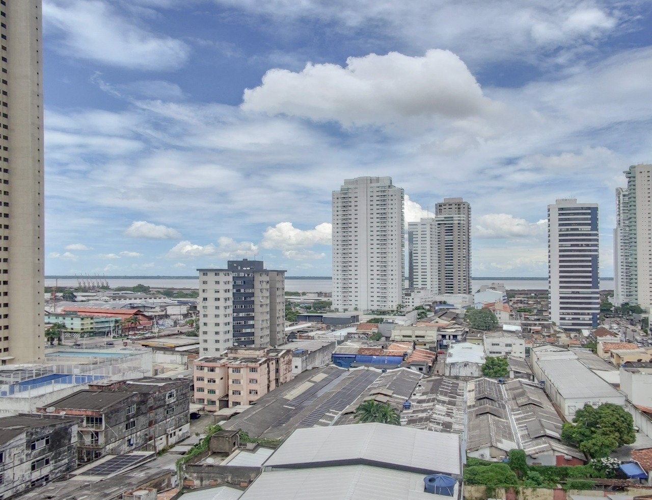 Imagem Apartamento com 2 Quartos para Alugar, 71 m²em Umarizal - Belém Imagem Apartamento com 2 Quartos para Alugar, 71 m²em Umarizal - Belém