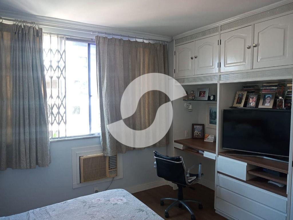Imagem Apartamento com 4 Quartos à Venda, 145 m² em Icaraí - Niterói Imagem Apartamento com 4 Quartos à Venda, 145 m² em Icaraí - Niterói