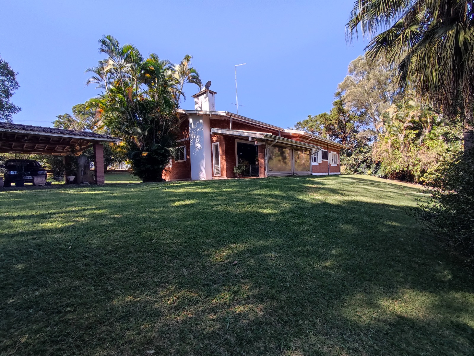 Chácara com 4 Quartos à Venda, 295 m²em Sousas - Campinas