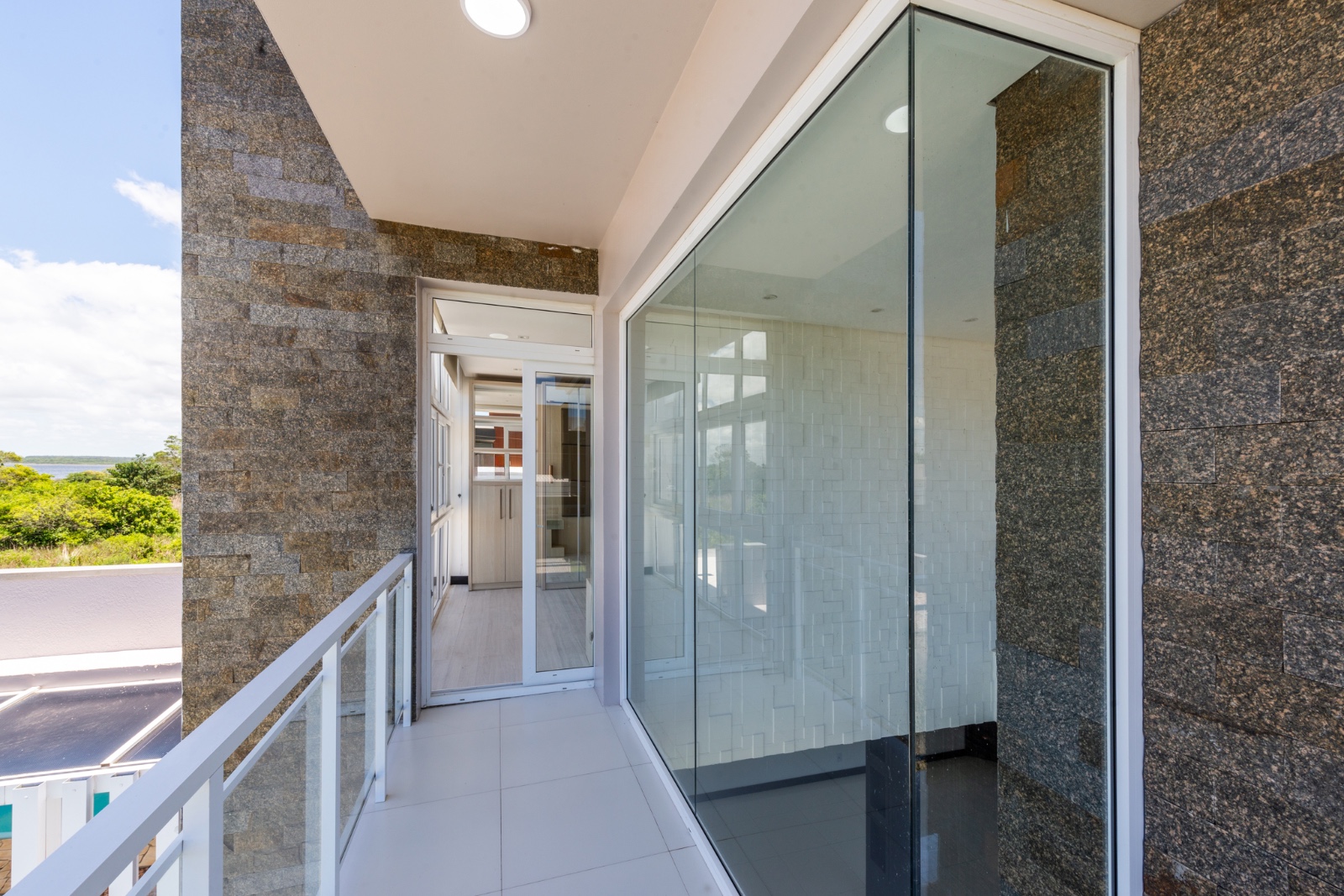 Imagem Casa de Condomínio com 4 Quartos à Venda, 214 m²em centro - Tramandaí Imagem Casa de Condomínio com 4 Quartos à Venda, 214 m²em centro - Tramandaí