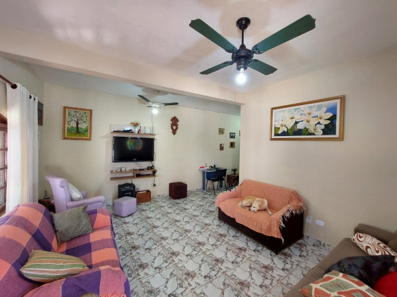 Imagem Casa com 3 Quartos à Venda, 182 m² em Centro - Peruíbe