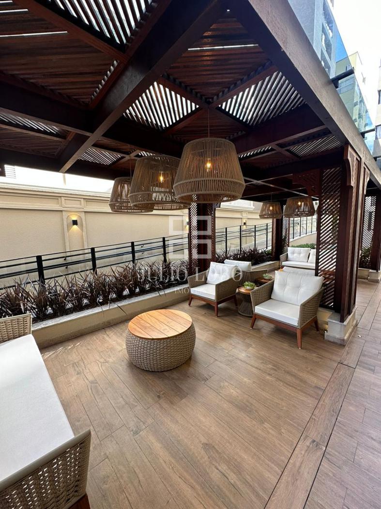 Imagem Apartamento com 4 Quartos à Venda, 225 m² em Meia Praia  - Itapema