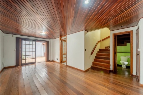 Imagem Casa com 3 Quartos à Venda, 151 m² em Jardim Isabel - Porto Alegre