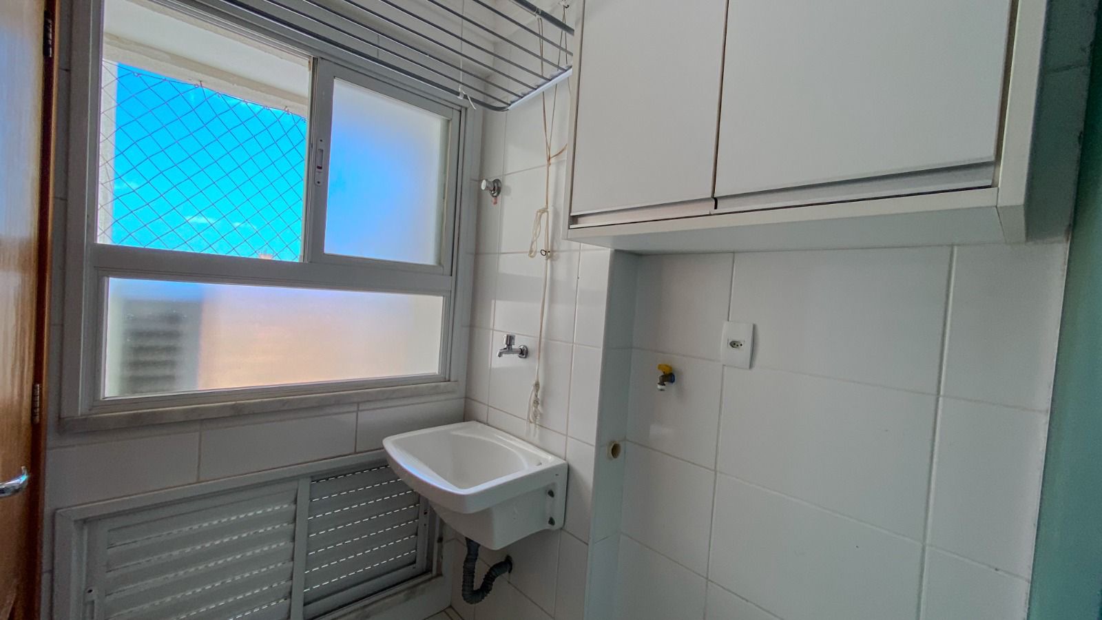 Imagem Apartamento com 3 Quartos para Alugar, 87 m²em Centro - Lauro de Freitas Imagem Apartamento com 3 Quartos para Alugar, 87 m²em Centro - Lauro de Freitas