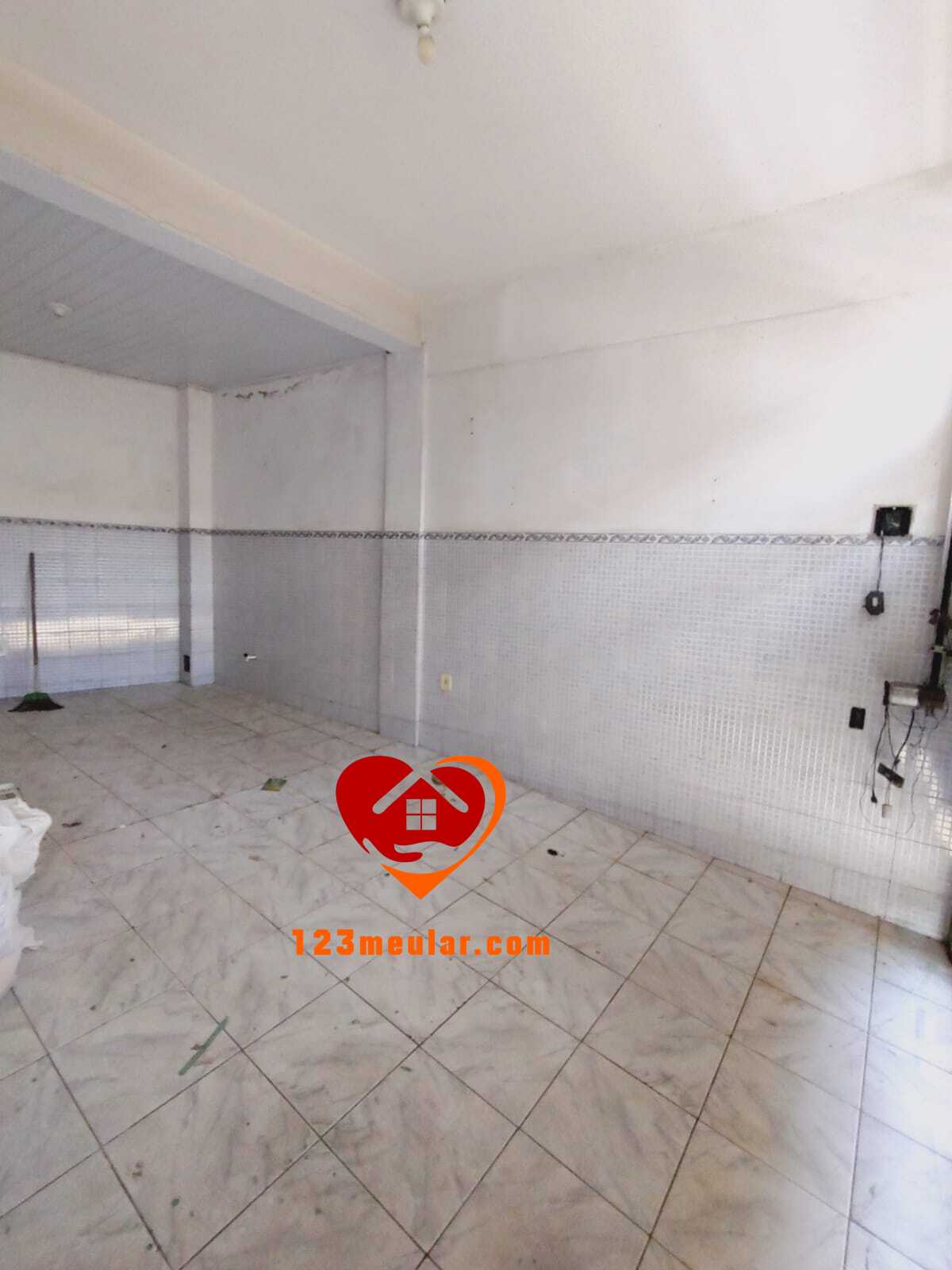 Imagem Loja à Venda, 105 m² em - Imagem Loja à Venda, 105 m² em -