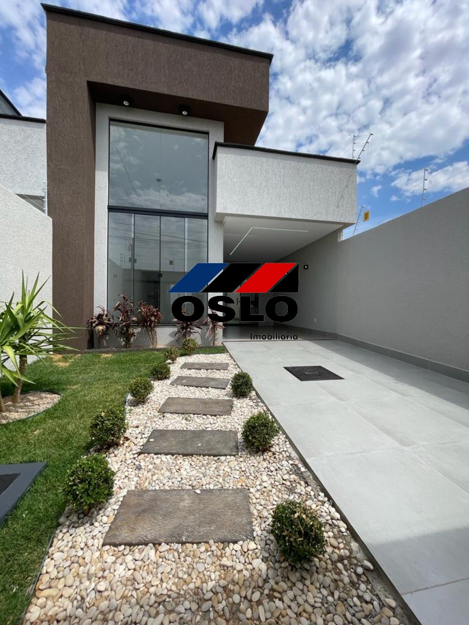 Imagem Casa com 3 Quartos à Venda, 116 m²em Setor Três Marias - Goiânia Imagem Casa com 3 Quartos à Venda, 116 m²em Setor Três Marias - Goiânia