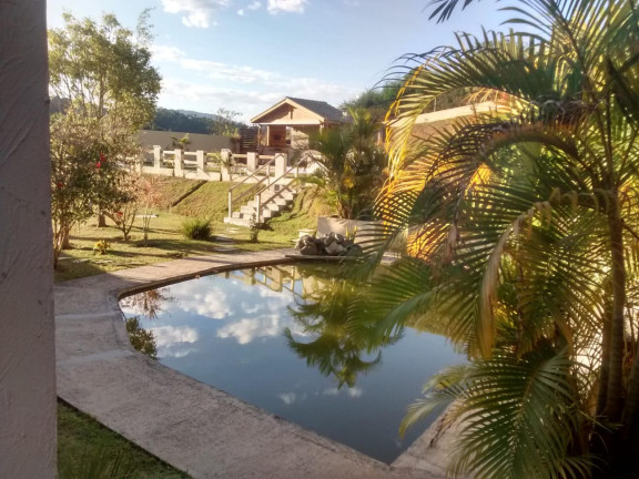 Imagem Chácara com 1 Quarto à Venda, 180 m² em Pouso Alegre - Santa Isabel