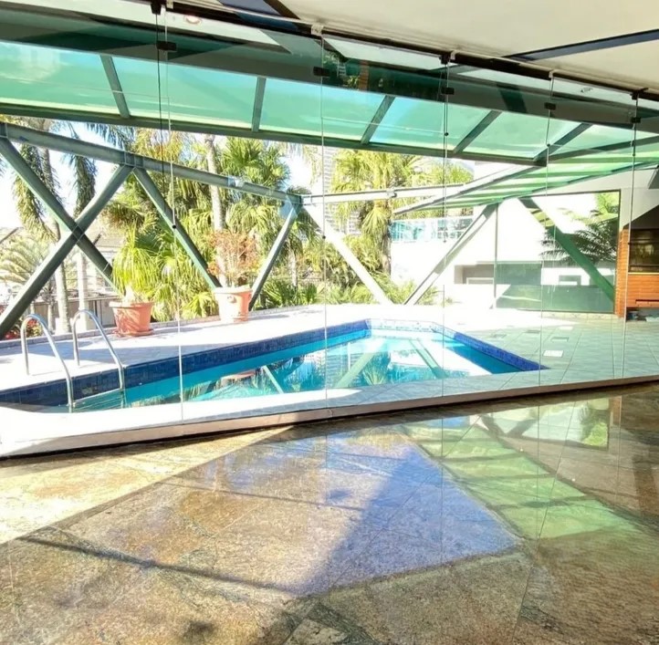 Imagem Casa com 3 Quartos à Venda, 361 m²em Alphaville Residencial Dois - Barueri Imagem Casa com 3 Quartos à Venda, 361 m²em Alphaville Residencial Dois - Barueri